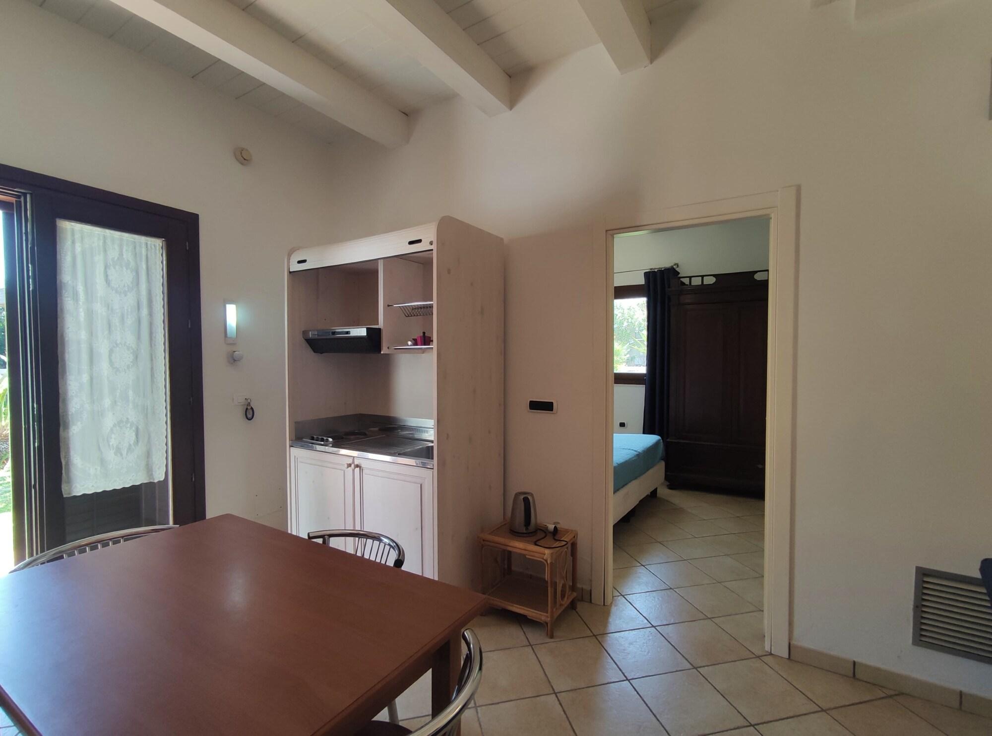 La Rosa Sul Mare Aparthotel 4*