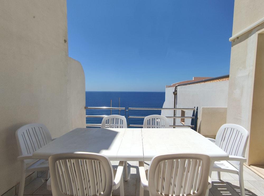 La Rosa Sul Mare 4*